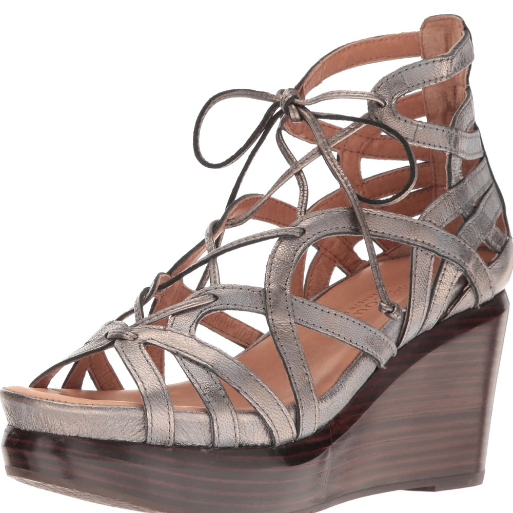 Gentle Souls Kenneth Cole Pewter Leather Joy Lace Up Wedge Sandals size 7 EUC